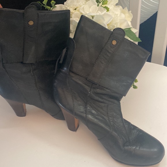 Roxy black genuine leather boots. - Picture 4 of 4